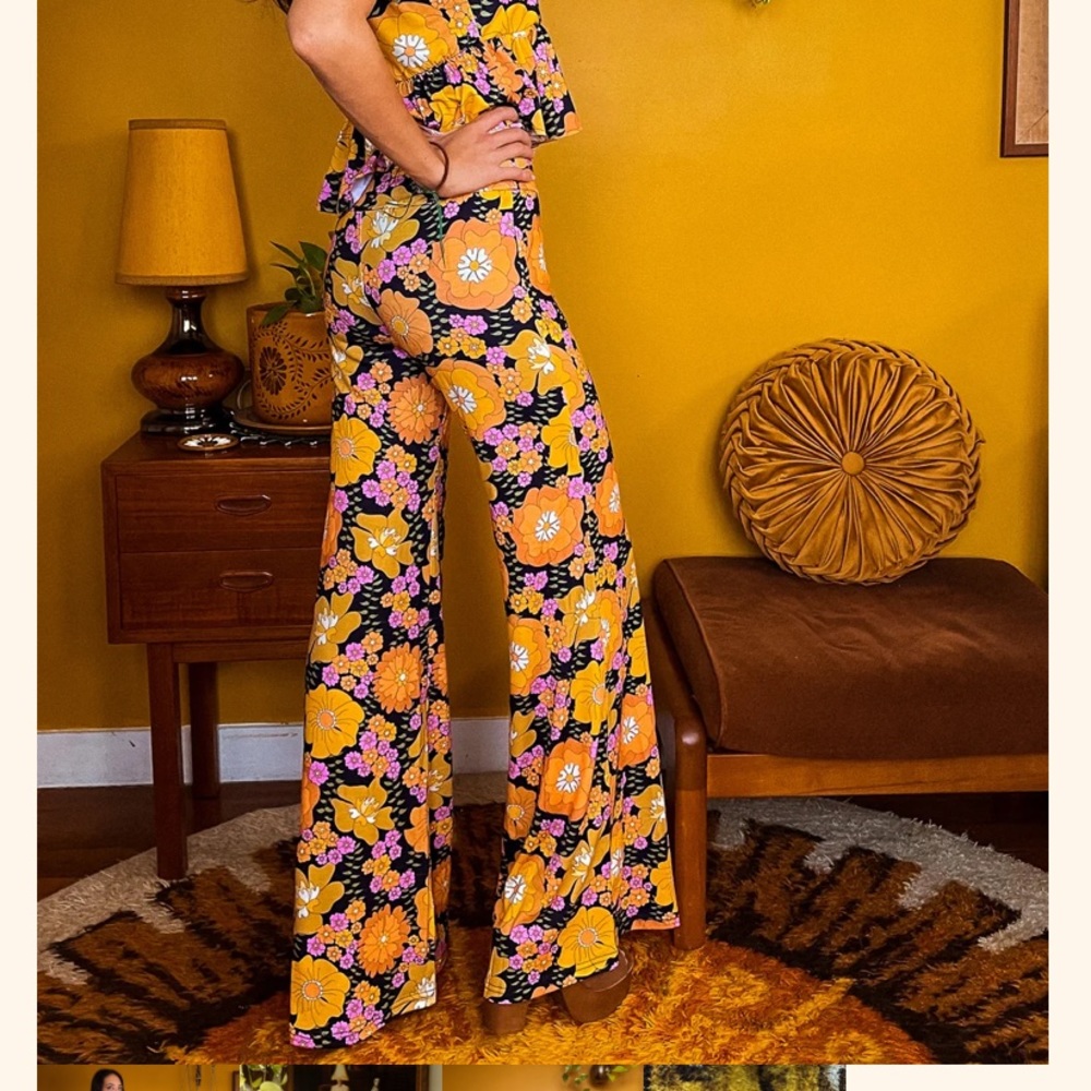 NWT Yesterday People Right On Flares Love in Pink Vintage Inspired Pants Size L